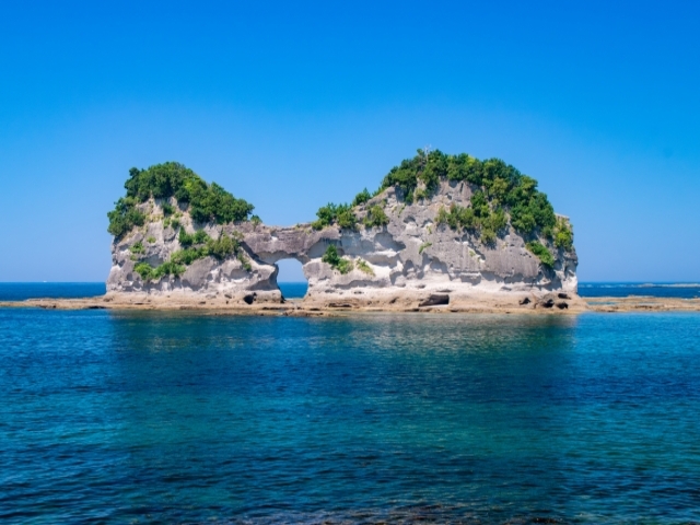 和歌山県の風景：円月島